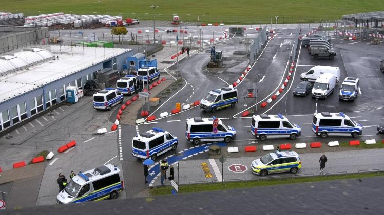 Geiselnahme In Hamburg Beendet: Mutter Wollte Auto Stoppen | SHZ