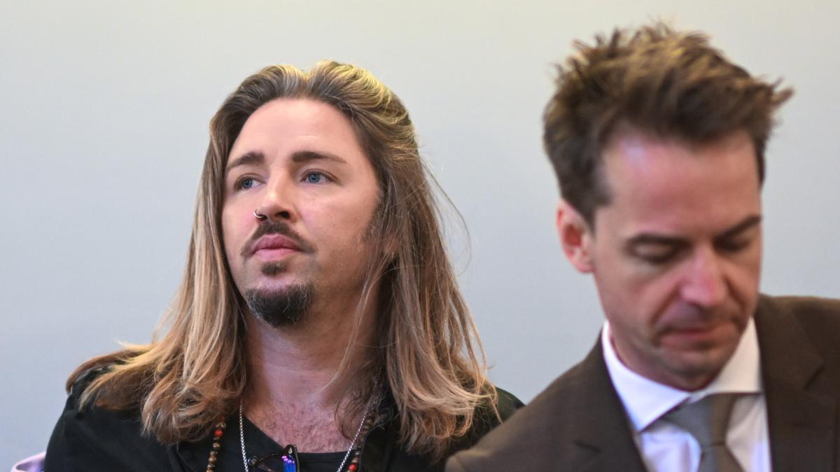 Prozess gegen Gil Ofarim Hotelmanager belastet jüdischen Musiker