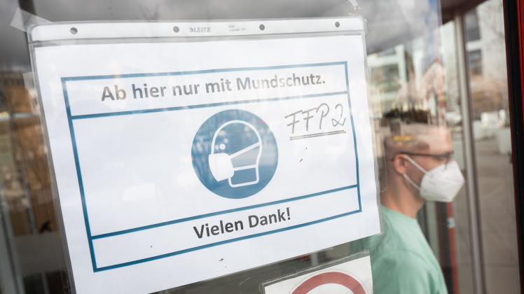 Strafe Zeichen Falsche Atteste ausgestellt: Strafe für Arzt aus Quickborn bleibt