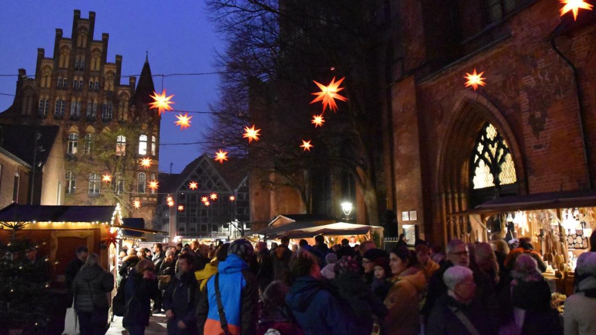 Top 10 der Weihnachtsmärkte Lübeck ist Spitzenreiter SHZ