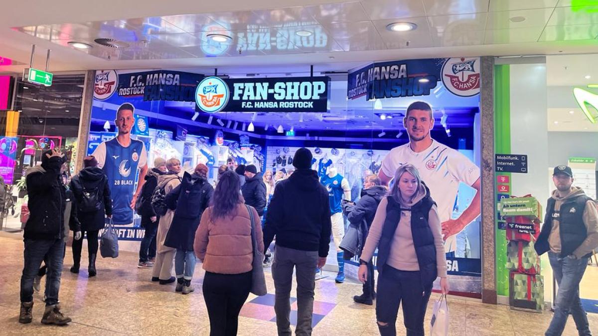 Hansa-Fanshop hat in Schwerin eröffnet | SVZ