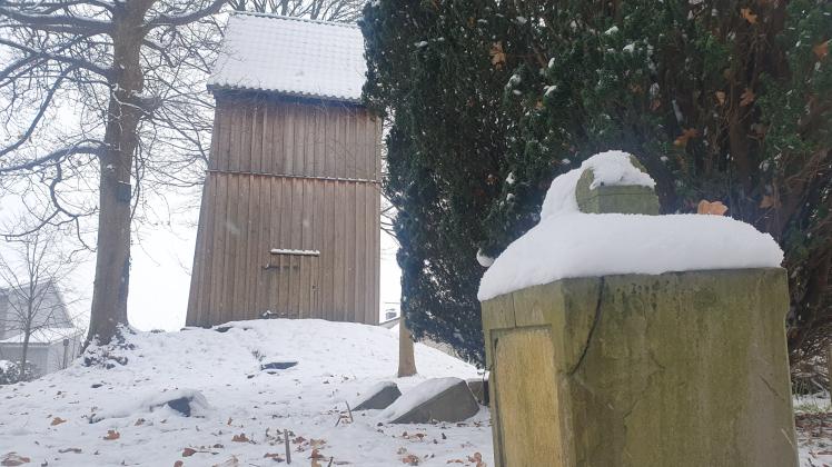 Stadtfelder Friedhof soll aus Dornröschenschlaf erwachen