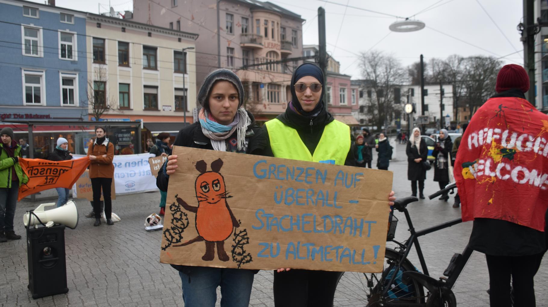 Junge Rostocker fordern mehr Solidarität statt Rechtsruck in der Asylpolitik