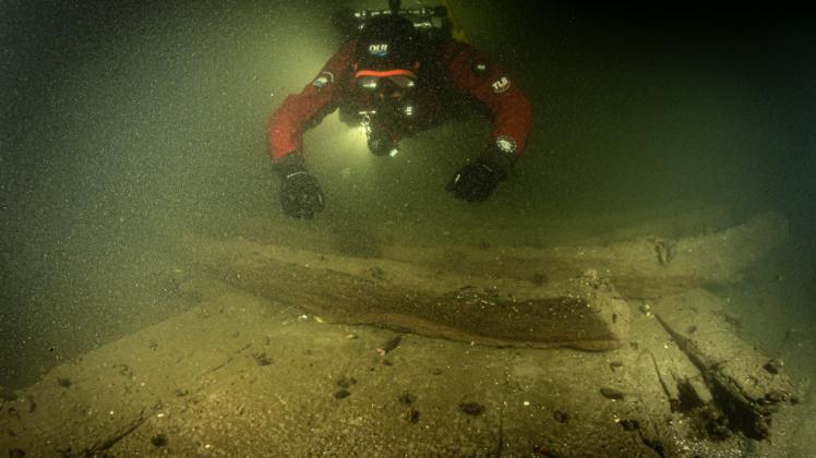 Was uns ein Schiffswrack aus der Trave über die Zeit verrät