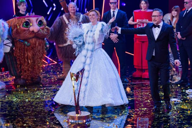 Die Eisprinzessin Gewinnt „masked Singer“ Letzte Promis Enttarnt Noz