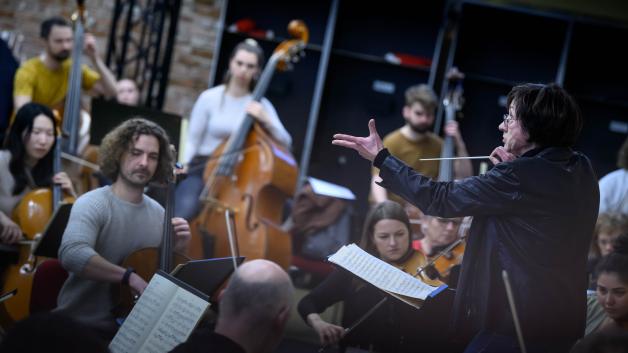 Romely Pfund Eine Frau dirigiert in Schwerin Beethovens Neunte SVZ