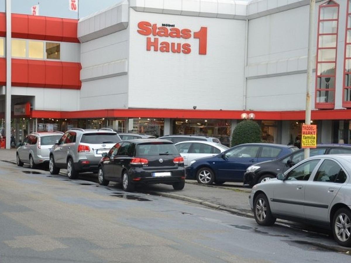 Vor 10 Jahren: Hardeck übernimmt in Bramsche das Möbelhaus Staas