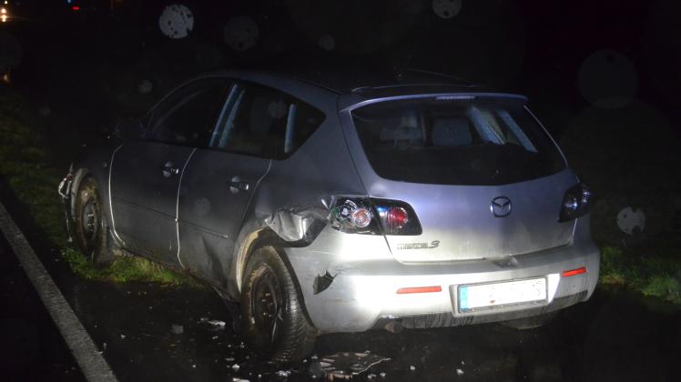 Auto fährt auf stehenden Pkw in Ahlde auf Ein Leichtverletzter