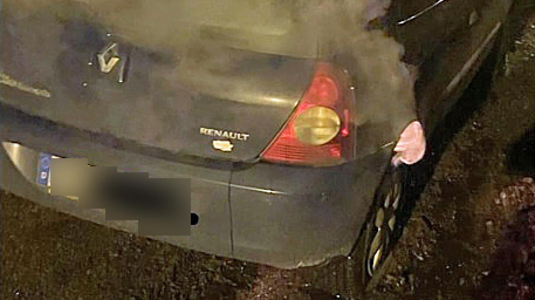 Eingreifen von Passanten verhindert Auto-Brand auf Rostocker Parkplatz