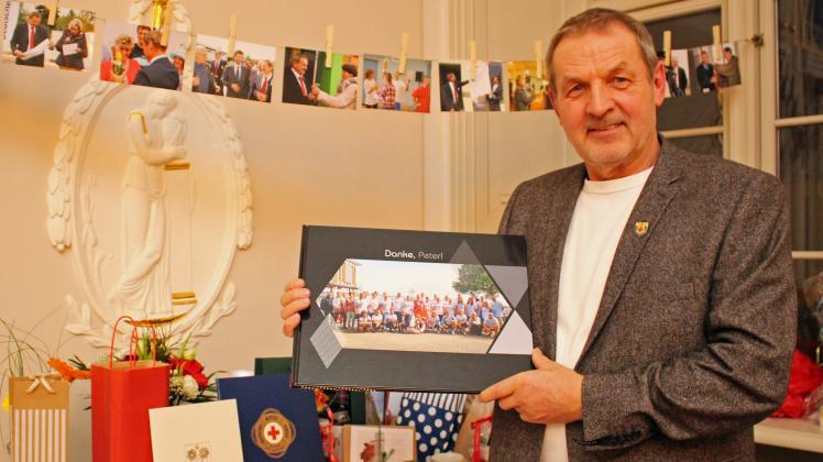 Güstrow Peter Struve nach 42 Jahren beim DRK verabschiedet SVZ