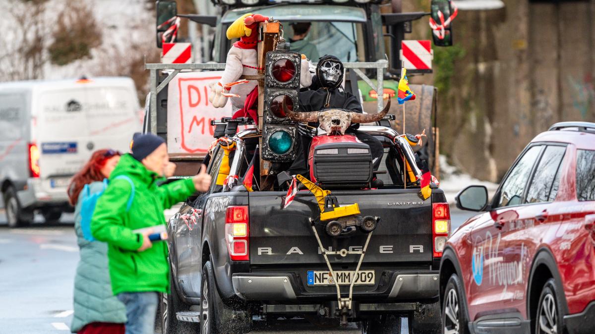 Protest in Flensburg Wer demonstriert hier eigentlich für wen? SHZ