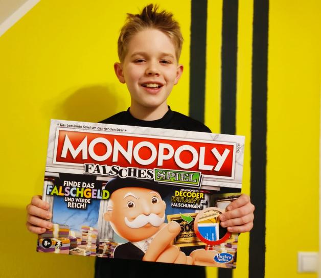 Tristan aus Melle spielt mit seiner Familie gerne „Monopoly – falsches Spiel“.