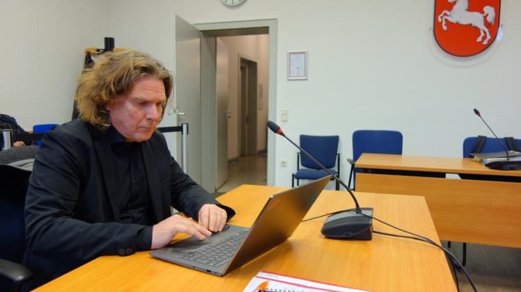 Labudd Sc Gutachterstreit im Prozess um Kopfschuss von Delmenhorst