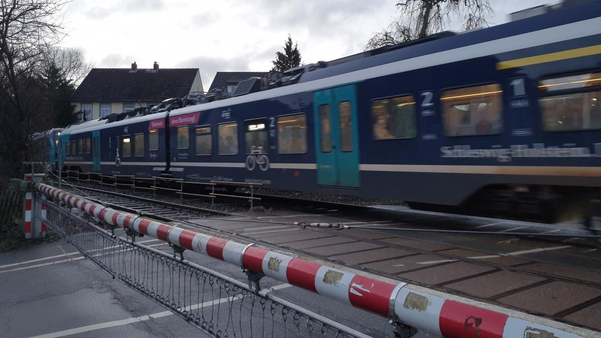 Zugausfall Eutin Lübeck Bahn erneuert Gleise was wichtig ist
