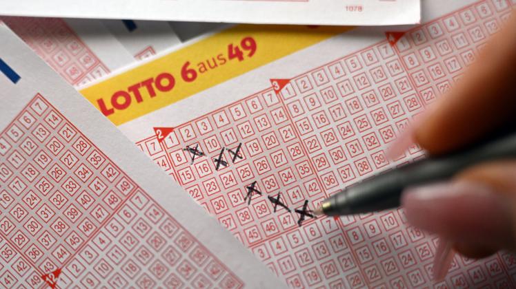 Lotto Vollsystem 007 5 Richtige Gewinn 15 Millionen Euro: Lotto-Gewinn geht nach Schleswig-Holstein