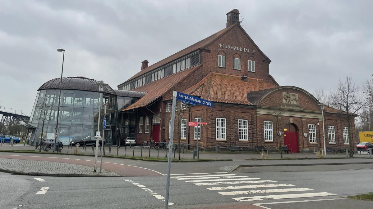 Wochenmarkt in Nordmarkhalle Stadt Rendsburg weist Kritik zurück