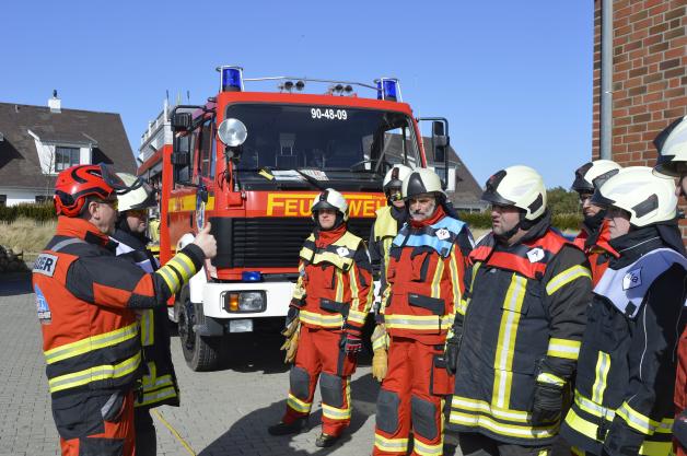 Verkehrsunfall: Sylter Feuerwehren üben Den Ernstfall | SHZ