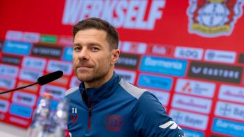 Bayer Leverkusen - Pressekonferenz mit Trainer Xabi Alonso