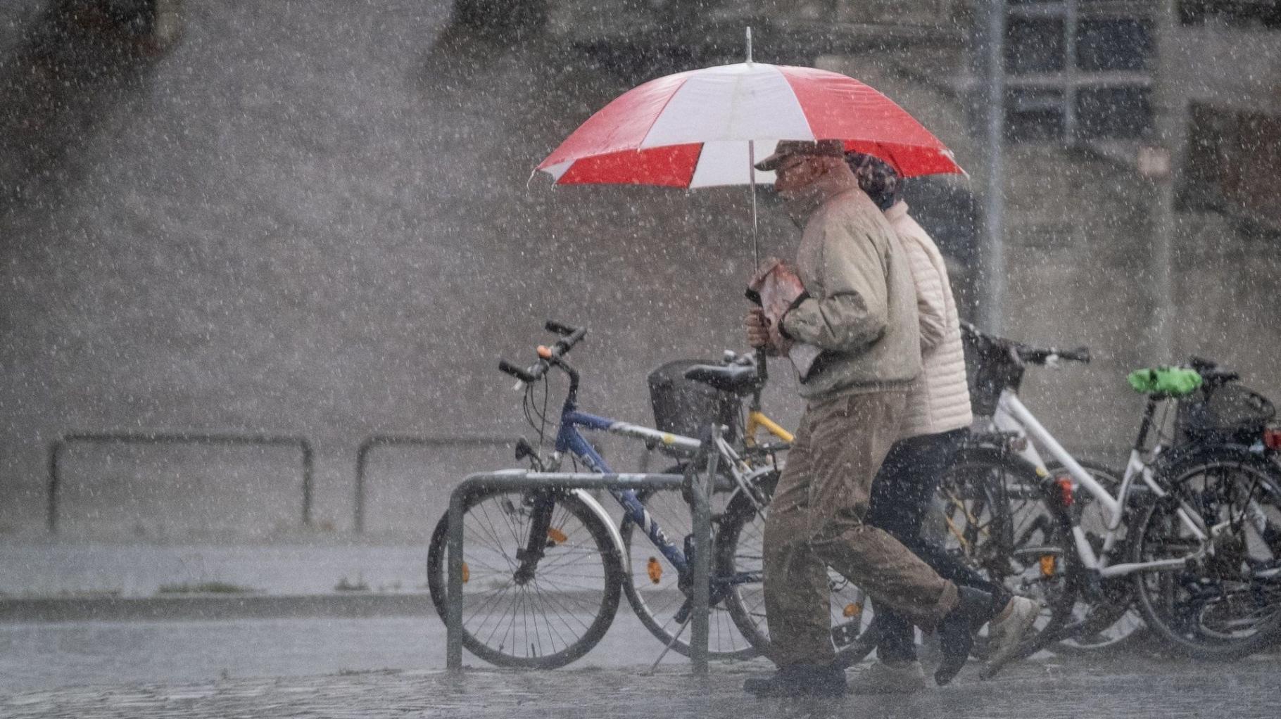 Gewitter und Starkregen in MV erwartet – Rekordwärme legt Pause ein