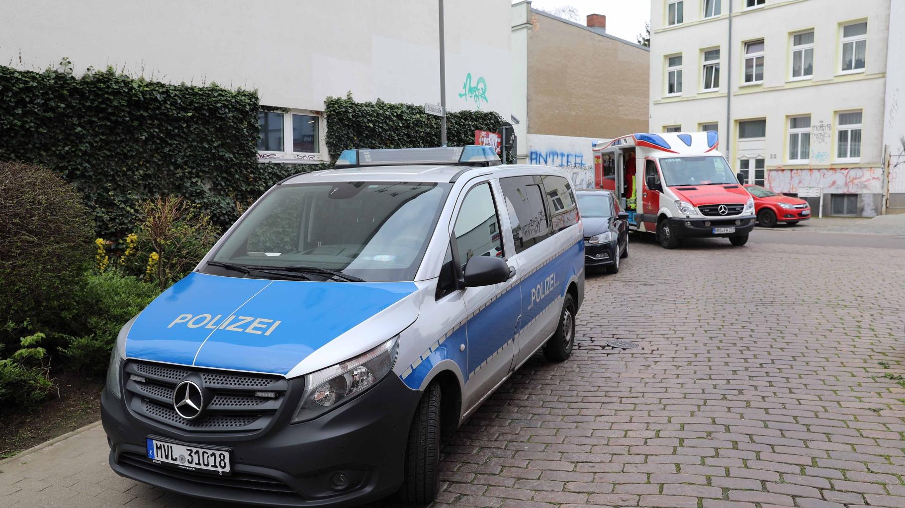 Unfall mit Kind: Auto erfasst Jungen in Rostock