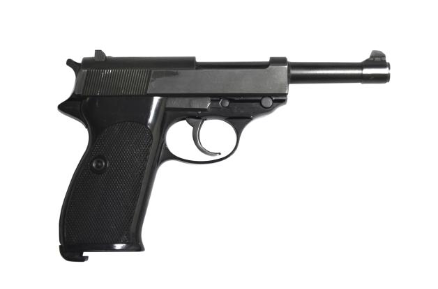 Bei der beschlagnahmten Waffe handelte es sich um eine solche Walther P38, eine halbautomatische Kurzwaffe. (Symbolbild)