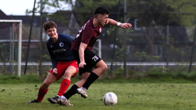 Fußball-Bezirksliga: FC Elmshorn schlägt VfL Pinneberg | SHZ