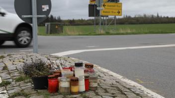 An der Abzweigung nach Aventoft bei Humptrup starb Mitte August eine 19-jährige Frau nach einem schweren Verkehrsunfall.