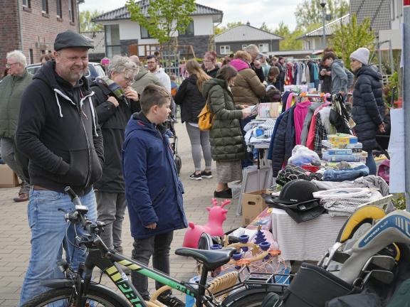 Straßenflohmarkt „Am Mühlenfeld“ in Bohmte 2024 Bildergalerie
