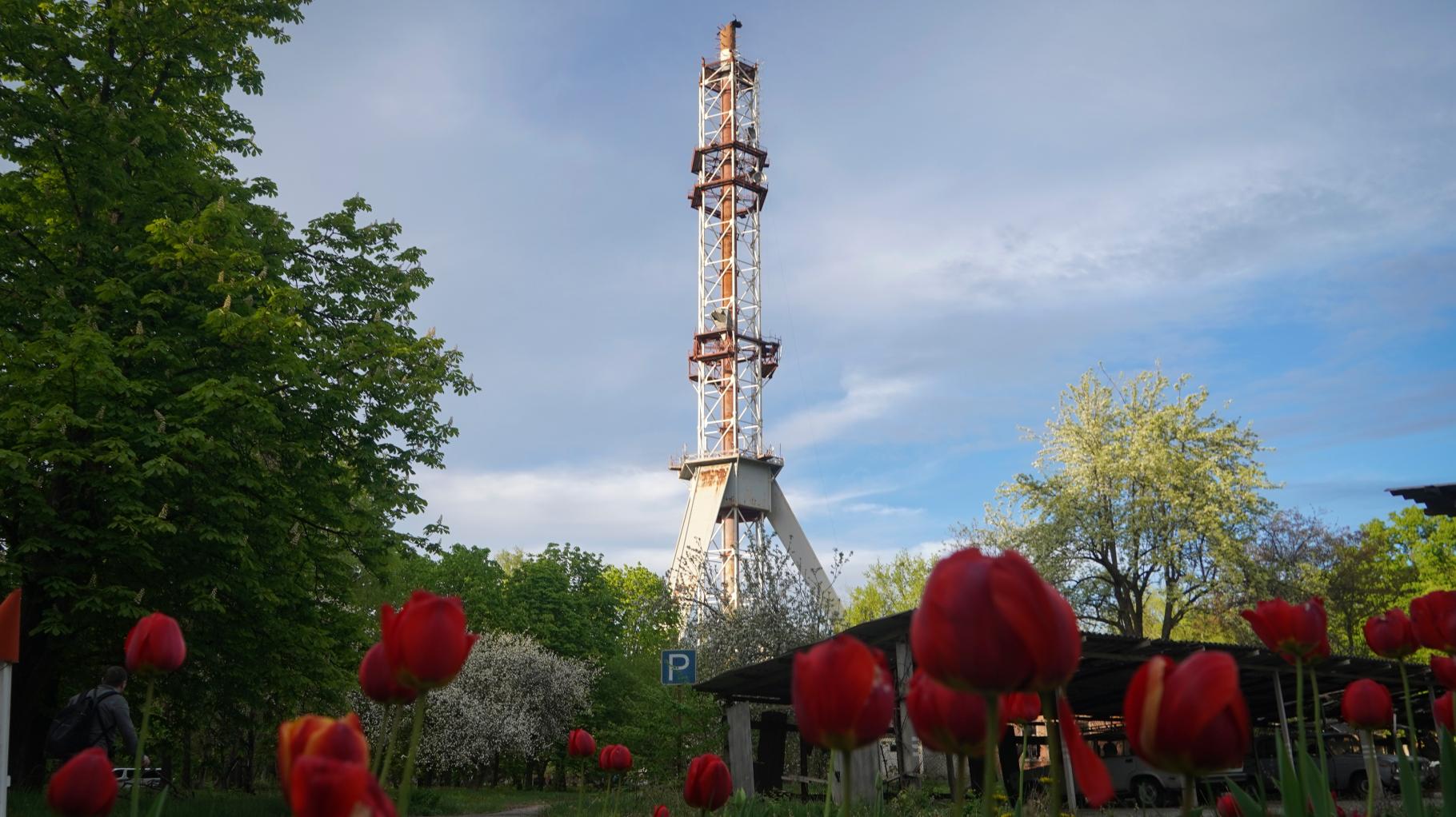 Angriff auf ostukrainische Stadt Charkiw: Fernsehturm teilweise eingestürzt