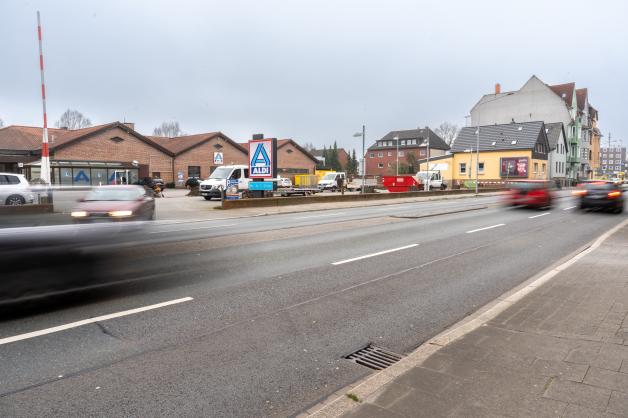 Streit um Bäume Aldi an der Osnabrücker Martinistraße