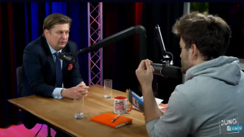 Der YouTuber Tilo Jung hat den AfD-Spitzenkandidaten für die Europawahl Maximilian Krah interviewt - sechseinhalb Stunden lang. 