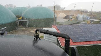 Germany, Biogas GERMANY, Gettorf, Biogas plant, gas storage and local heating network *** DEUTSCHLAND, Gettorf, Bioenerg