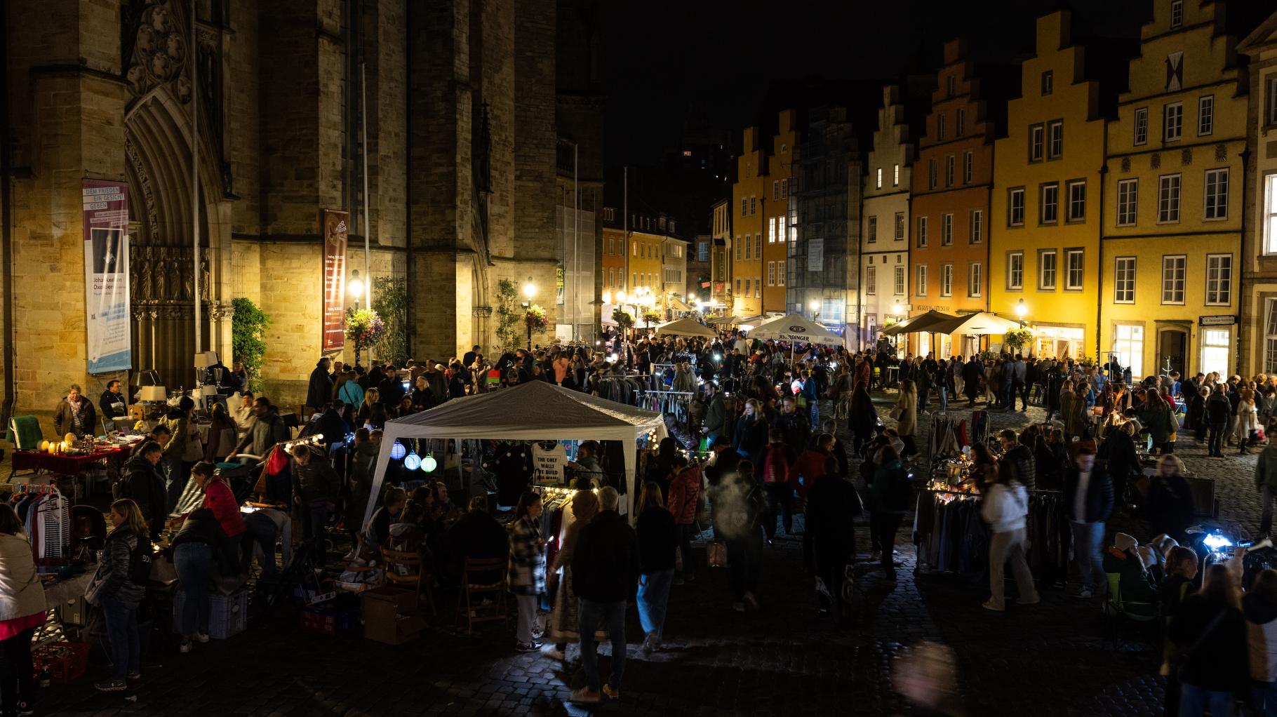 Nachtflohmarkt: Osnabrücker stöbern heute im Dunkeln
