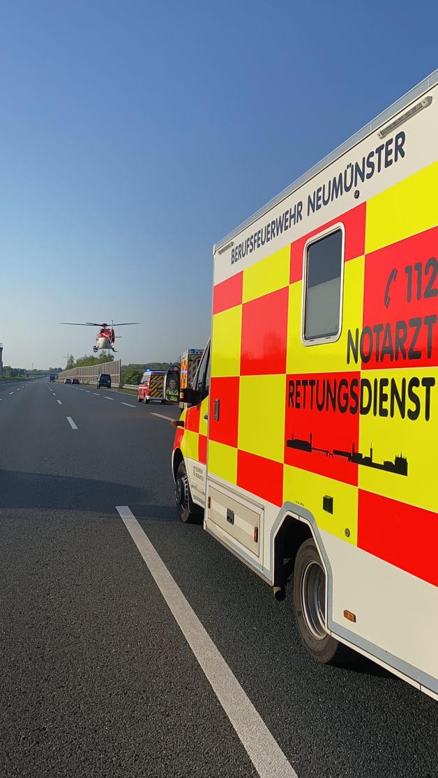 Vier Verletzte nach Unfall auf A7 bei Neumünster
