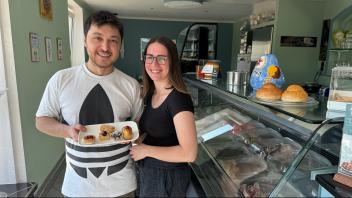Gaetano Scuderi und Gessica Calafato haben sich mit dem italienischen Eiscafe „La Pulcinella“ einen Traum erfüllt.