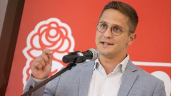Felix Wilsberg (31) bewirbt sich um die Nachfolge des ausscheidenden Sönke Rix als SPD-Vertreter für den Deutschen Bundestag. 
