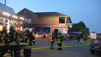 Zum Brand kam es am frühen Samstagmorgen in Altenlünne. 