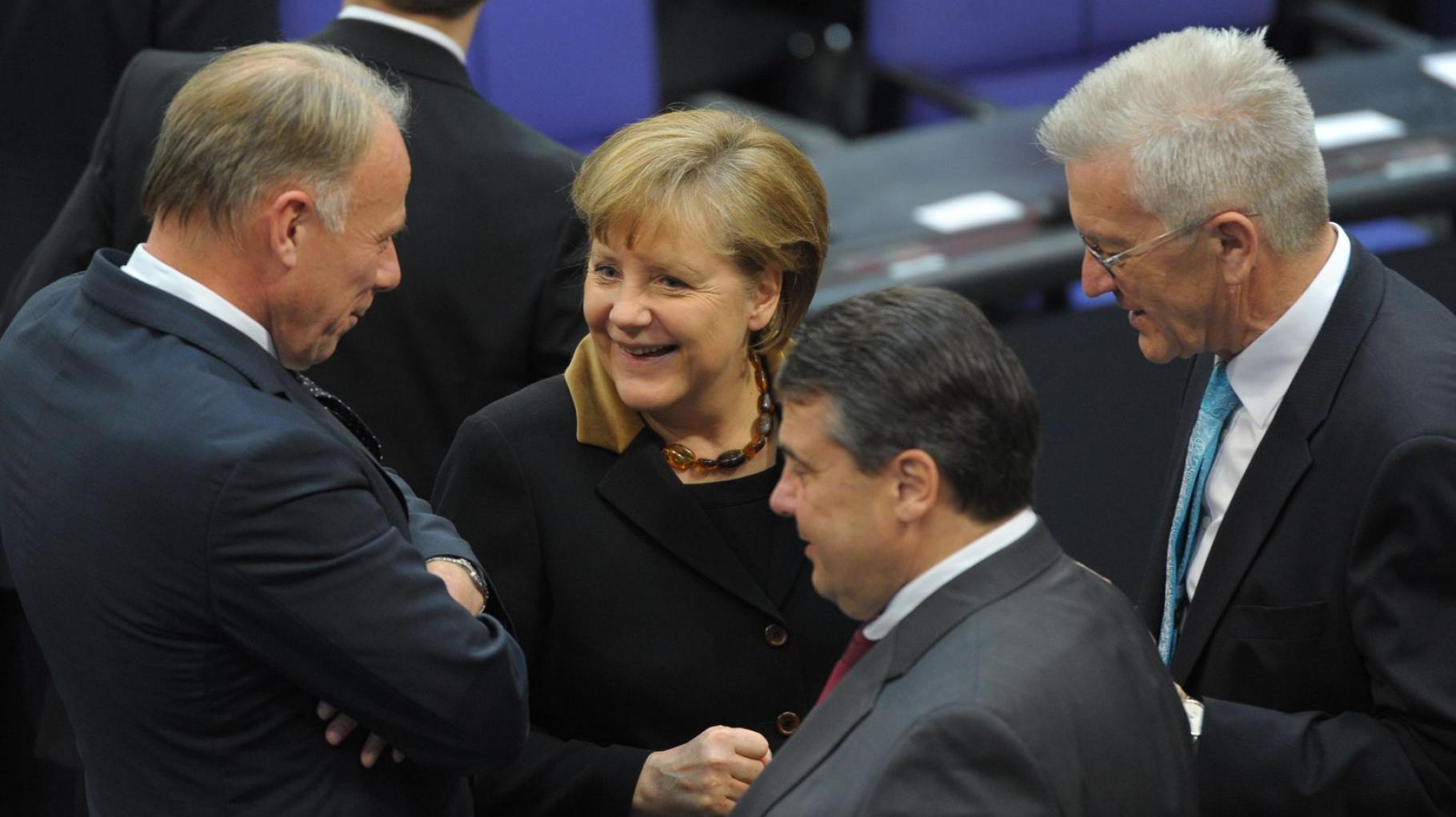 Warum Ministerpräsident Günther Ex-Kanzlerin Angela Merkel so sehr vermisst