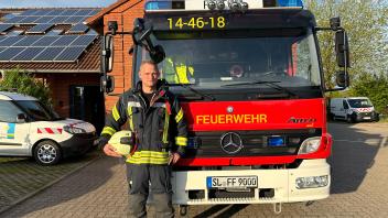 Dirk Westphal ist 38 Jahre alt und lebt seit acht Jahren mit seiner Familie in Tolk.