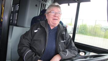 Rentnerin Roswitha Borucki fährt in Schleswig-Holstein weiter Bus