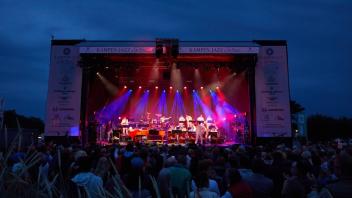 Am 4. und 5. Juli 2024 findet auf Sylt wieder das „Kampen Jazz Festival by Till Brönner“ statt. 