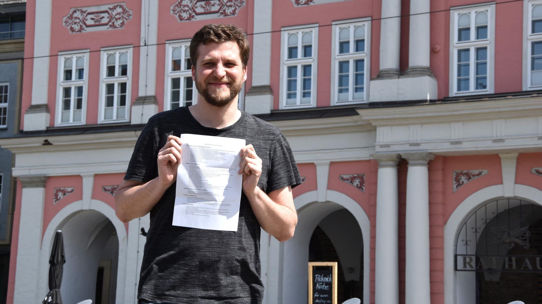 Warum Sebastian Hampf sich als freiwilliger Wahlhelfer engagiert