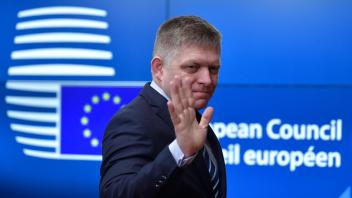 (FILES) Slovakia&apos;s Prime Minister Robert Fico arrives for a Central Europe&apos;s &apos;Visegrad Four&apos; group meeting in Brussels on December 14, 2017. Slovak Prime Minister Robert Fico was on May 15, 2024 shot and hospitalised after a cabinet meeting in the central town of Handlova, local media said. (Photo by JOHN THYS / AFP)