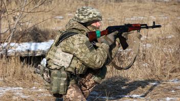 KHARKIV REGION, UKRAINE - FEBRUARY 10, 2023 - Instructors of the Trident Defense Initiative voluntarily hold drills for 