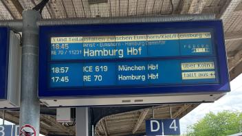 Plötzlich ging auf der Strecke zwischen Neumünster und Hamburg gar nichts mehr.