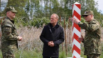 Polens Ministerpräsident Tusk besucht Grenze zu Belarus