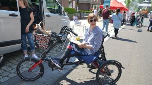 Marion Schröder aus Quickborn mag’s entspannt. Sie fährt daher am liebsten auf ihrem bequemen Dreirad.