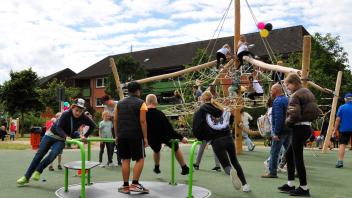 Fast 80 Prozent der Spielplätze in Deutschland erlauben kein gemeinsames Spielen von Kindern mit und ohne Behinderung. In Grabow geht das jetzt.