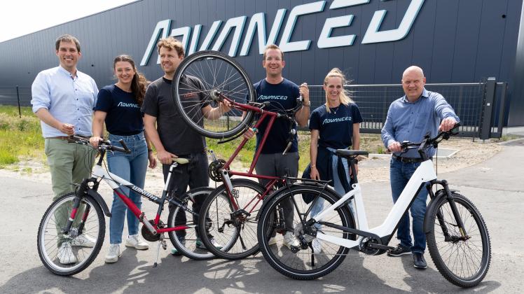heimtrainer fahrrad klappbar gebraucht Klappbar, VANNECT Hometrainer Fahrrad Klappbar, Ergometer Heimtrainer mit 16 Stufen Magnetwiderstand, Herzfrequenzsensor, LCD-Monitor & Komfort-Sitz für Zuhause & Büro, bis 150kg Sport & Freizeit 28 Bevel Teeth Hardtail Mountainbike BULLS Big Size:Large Duffle