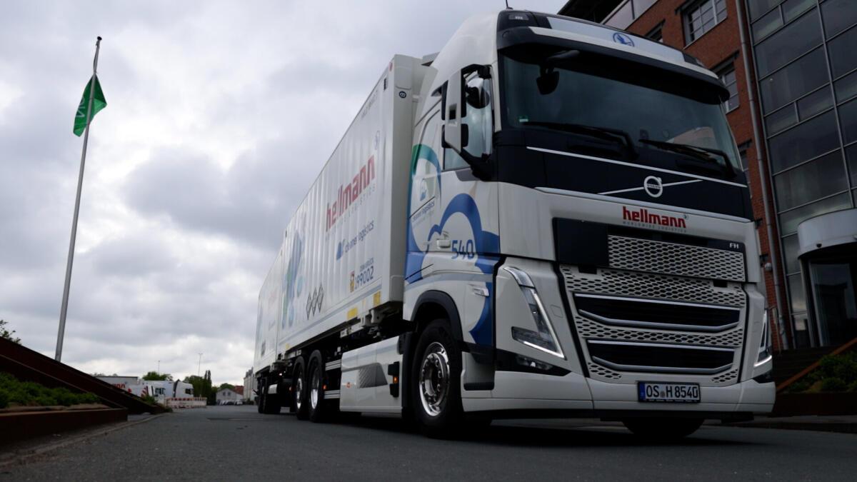 Hinter den Kulissen bei Hellmann Worldwide Logistics in Osnabrück